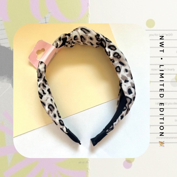 nwt 🆕 black & white leopard print front knot headband - Picture 1 of 10